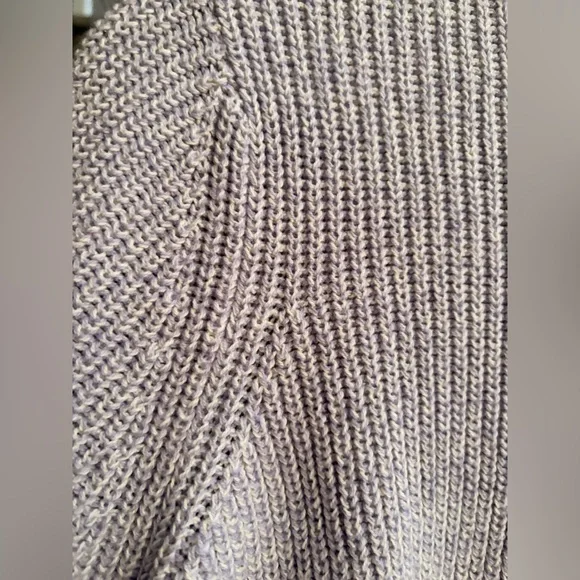 🆕 Levi’s Lavender Waffle Knit Sweater Soft Cotton Blend Cozy Ribbed Knit Size M - Picture 9 of 16
